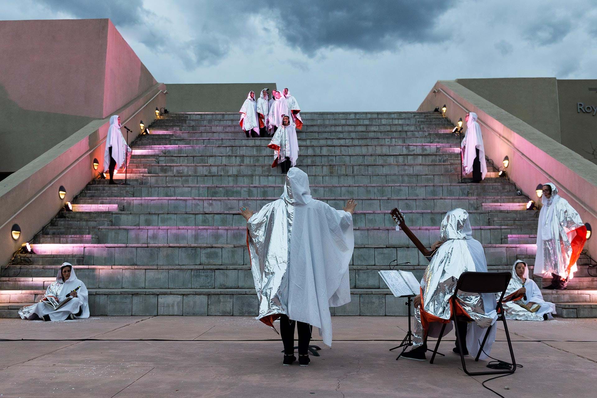 Szu-Han Ho
MIGRANT SONGS, 2019
Choral performance video, 1:02:53